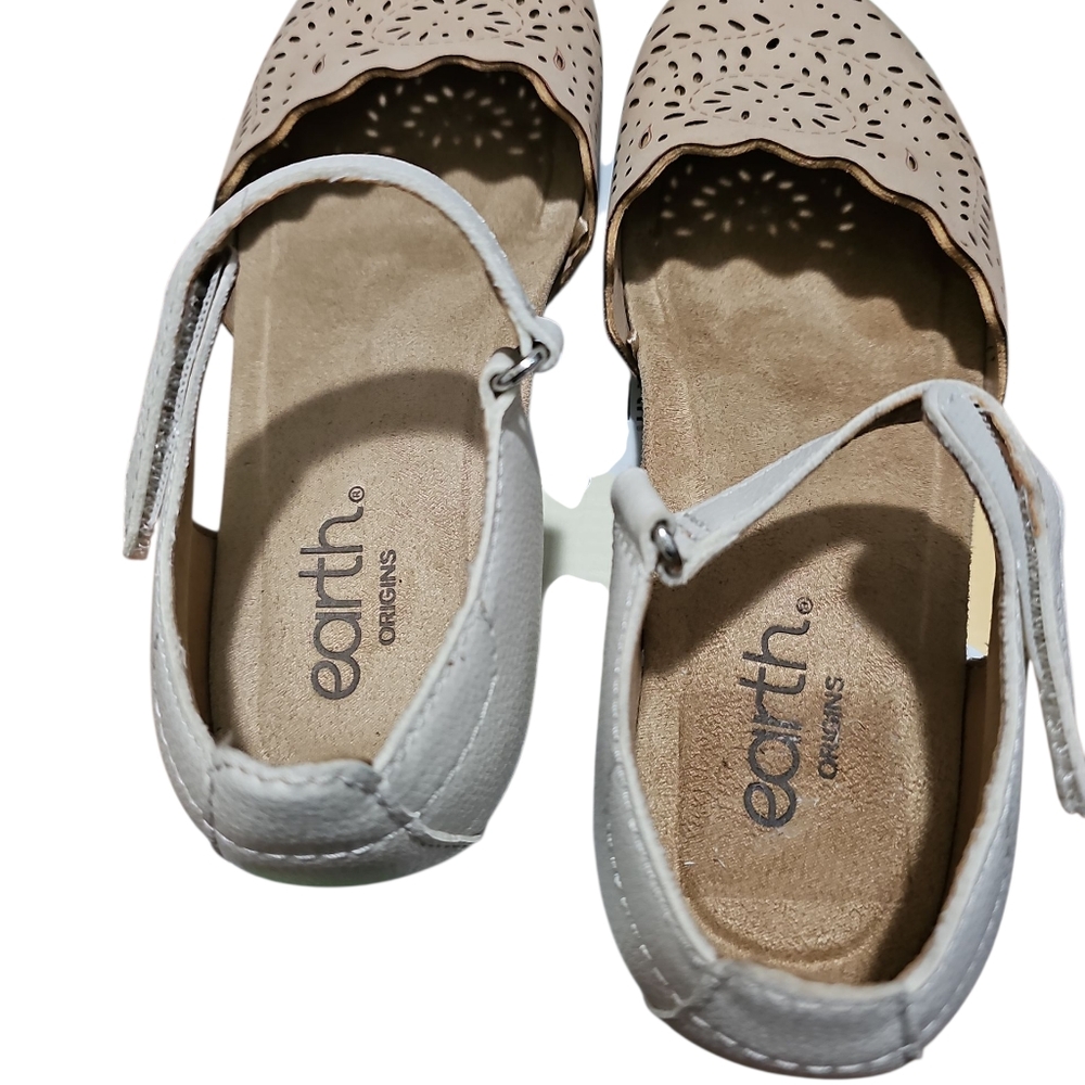 Earth Origins Laser-Cut Ankle-Strap Flats in White and Tan - Picture 7 of 10